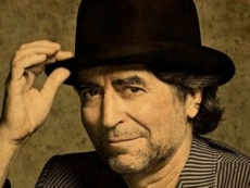 Llevan a hospital al Joaquín Sabina tras sufrir dolor en concierto