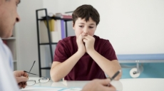 Los 10 hábitos nerviosos que perjudican nuestra salud