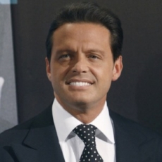 Luis Miguel habría intentado robarle la novia a David Bisbal