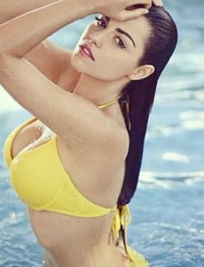 Maite Perroni enciende Instagram con sexy bikini.