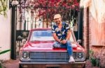 Manny Cruz dedica merengue a Santo Domingo