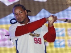 Manny no se retira y anuncia que jugará en la pelota invernal de RD
