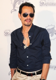 Marc Anthony reveló que sufrió “bullying” por feo.