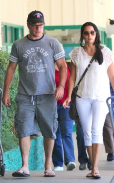 Matt Damon pactó con su esposa nunca estar más de 15 días separados…