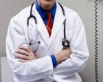 Médico dominicano recibe patente en EEUU
