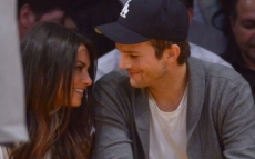 Mila Kunis y Ashton Kutcher,