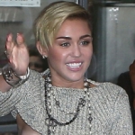 Miley Cyrus hace una excelente imitación de Shakira