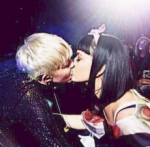 'Miley Cyrus me metió de más la lengua': Katy Perry