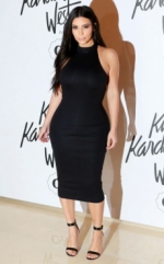 ¡Mira el nuevo cambio de look con el que Kim Kardashian volvió a sorprender a todos!
