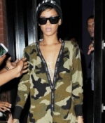 Modelo trae loca a Rihanna