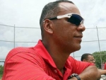 Moisés Alou está tan contento, como si novatos fueran sus hijos