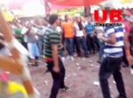 Momento en que le dan varias Puñaladas a un joven en el carnaval de la vega