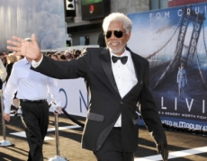 Morgan Freeman se mantiene joven gracias al sexo