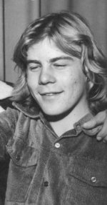 Muere el exbajista de AC/DC Paul Matters