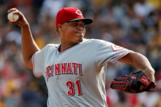 Mujer que demandó pitcher dominicano no tendrá que revelar su identidad