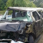 Músicos de Frank Reyes sufren aparatoso accidente
