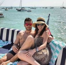 ¡Muy enamorada! Jacky Bracamontes presume viaje romántico con su marido