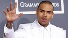 Nuevamente arrestan a Chris Brown por agresivo