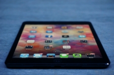¿Nuevo iPad mini color oro con Touch ID?