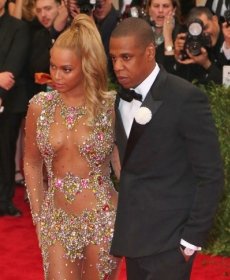 OMG! Una pizza photobombeó a Beyoncé y Jay Z