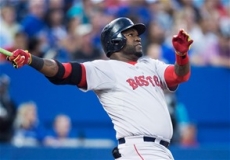 Ortiz conecta dos jonrones y empuja cuatro carreras