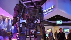 Panasonic producirá la primera armadura robótica en serie.