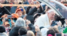 Papa pide perdón por los casos de pedofilia