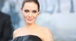 ¡Pasado oscuro! Publican fotografías de Angelina Jolie drogada.