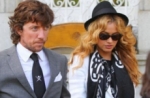 Paulina Rubio es demandada otra vez por Colate