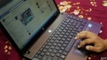 Por qué la gente espía a sus parejas por Facebook