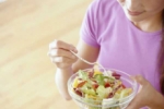 Porqué debes comer antes de las tres de la tarde