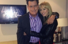 Prometida 'porno' de Charlie Sheen está casada ¡con otro!