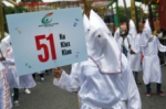 ¿Quién en el Ministerio de Cultura autorizó el desfile de la comparsa “Ku Klux Klan?