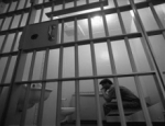 Reclusos trabajarán en empresas privadas y dormirán en sus casas.