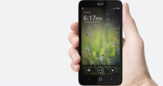 Revolution , el nuevo teléfono de Geeksphone, permite elegir entre Android y Firefox OS