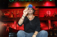 Ricardo Arjona lleva al cine los momentos más impactantes de su gira Metamorfosis