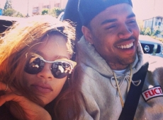 Rihanna Publica una Foto Junto a Chris Brown...¿Siguen juntos?
