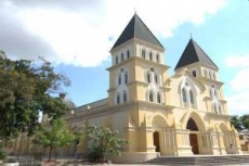 Roban cableado público en entorno Arzobispado y catedral de Santiago