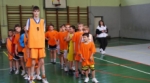 Robert Bobroczky tiene 13 años y con sus 7 pies 4 pulgadas, es más alto que todos en la NBA