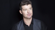 ¡Robin Thicke es trolleado en Twitter!.