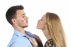 ¿Sabías que los besos nos ayudan a encontrar la pareja perfecta?