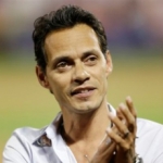 Senado dominicano condecorará a Marc Anthony