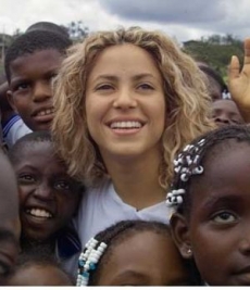 Shakira escribe artículo sobre educación