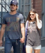 Taylor Lautner ya tiene novia