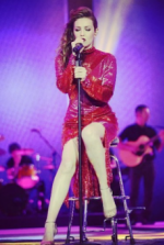 Thalía se Compara con Jessica Rabbit