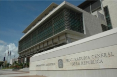 Transexuales interponen denuncia en Procuraduría por supuestas torturas recibidas