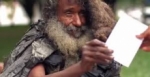 Tras 35 años años viviendo en la calle su vida cambió de repente por una página de Facebook