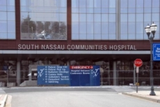 Un hospital alerta a los pacientes de posible exposición al VIH y la hepatitis
