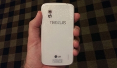 Un Nexus 4 blanco con Android 4.3 podría dar la cara el próximo 10 de junio