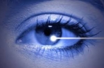 Una clínica barcelonesa ofrece cambiar el color de los ojos por unos 2.000 euros